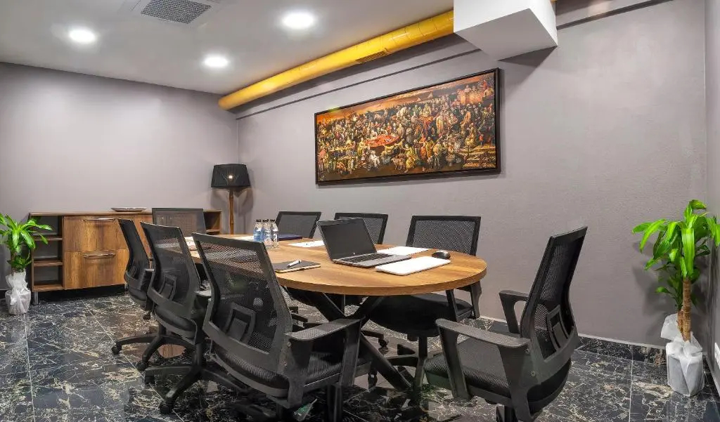 Photo - Hotel Bossuite Business
