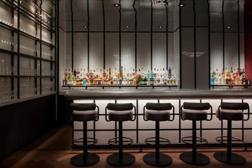 Photo - Riggs Washington DC