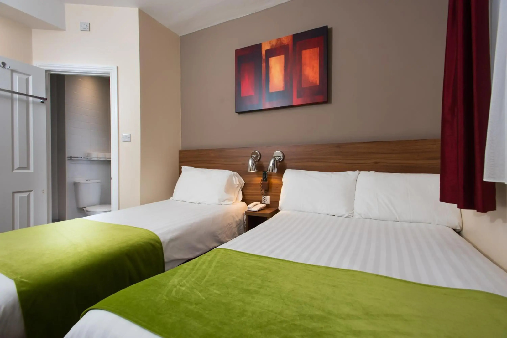 Photo - Dover Hotel - B&B
