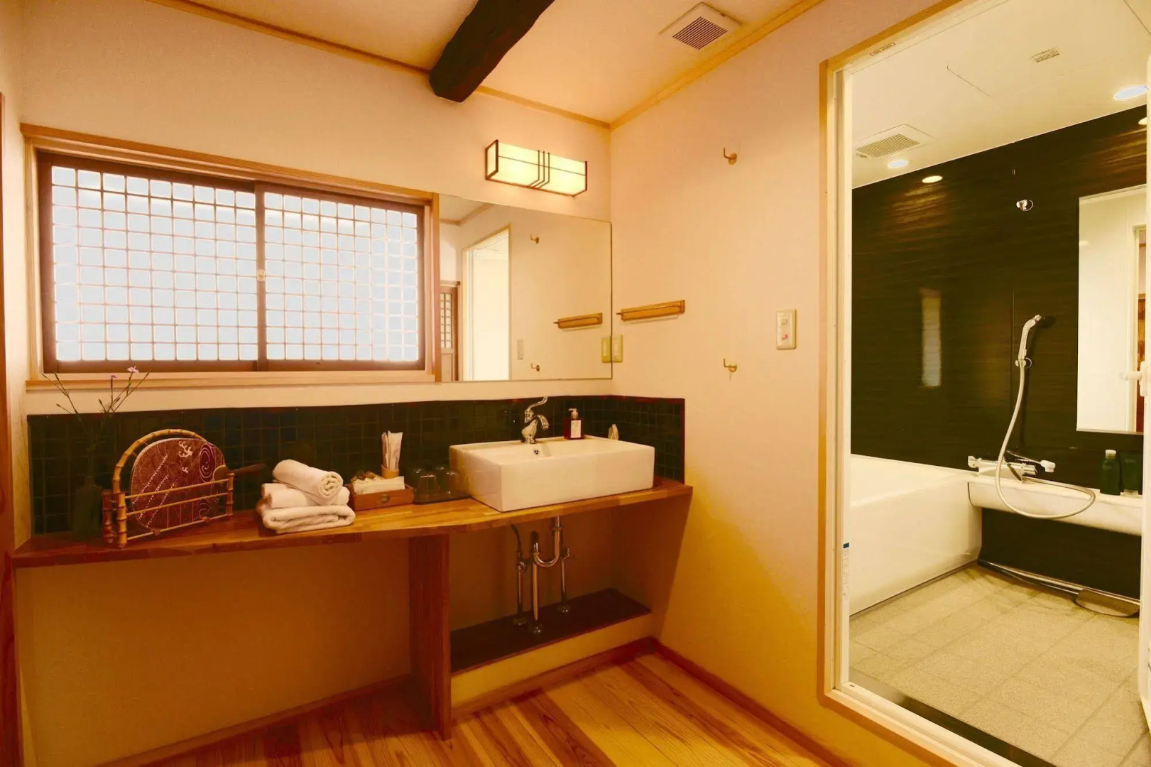 Foto - Mitsuki Kyoto