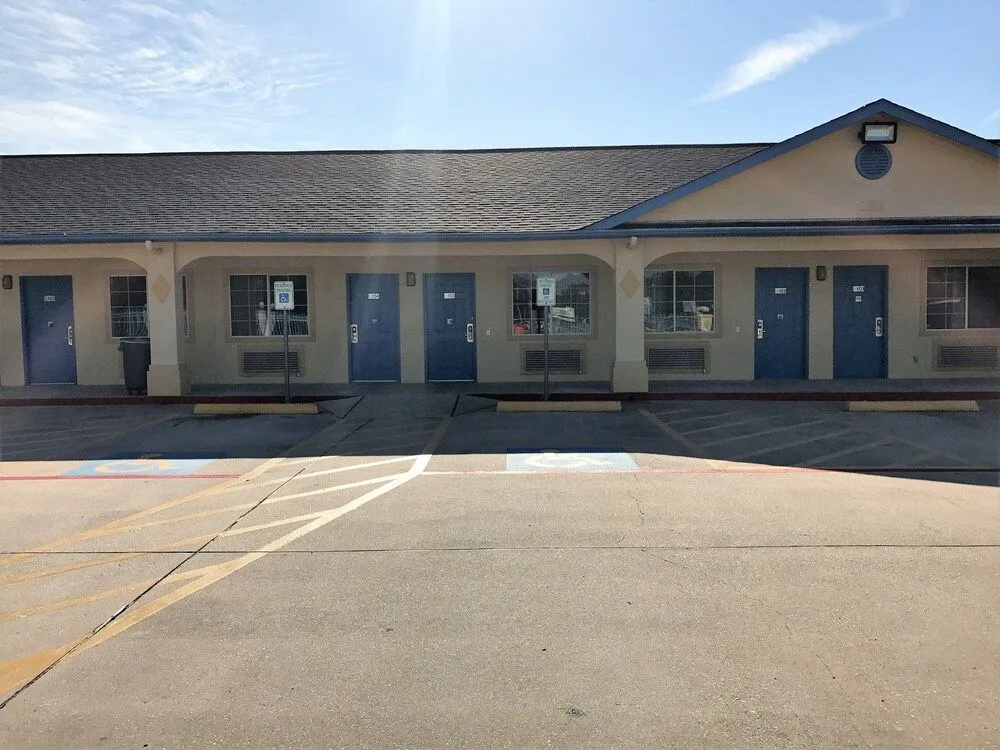 Photo - Luxury Inn & Suites Liberty