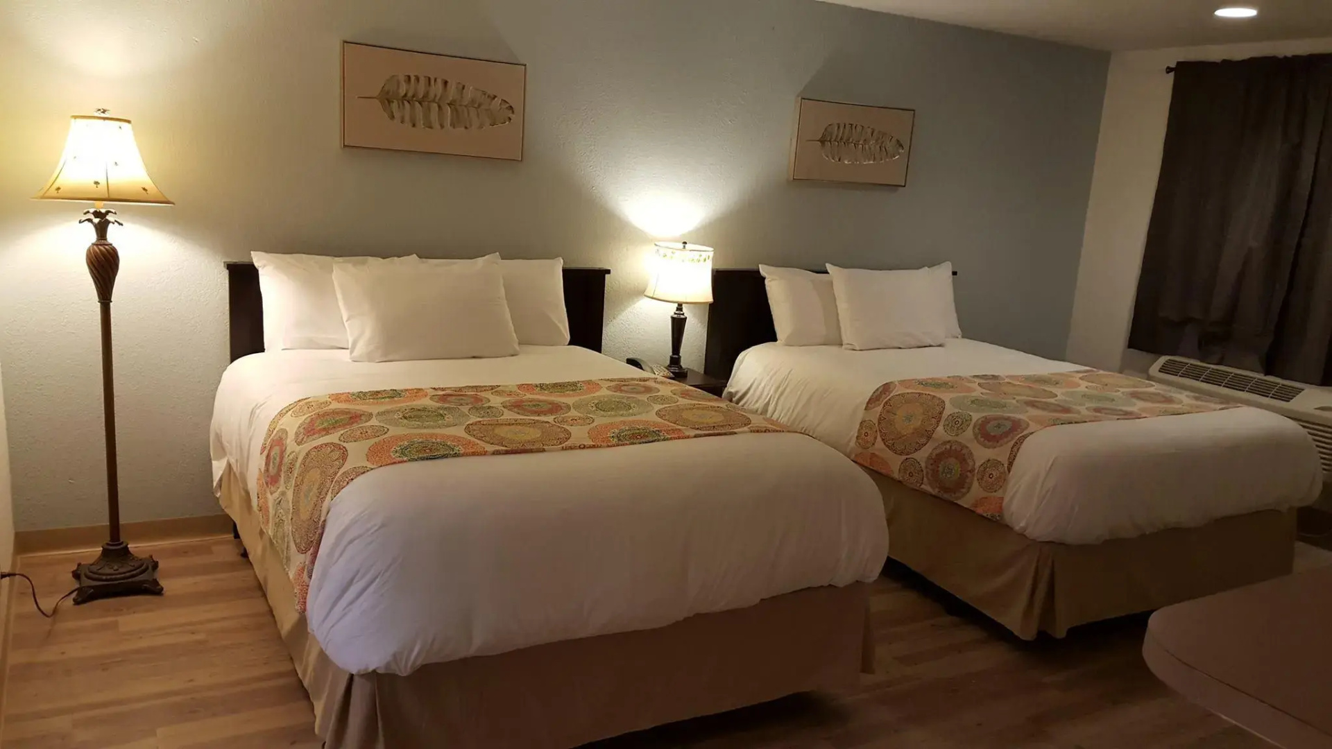 Foto - Tricove Inn & Suites