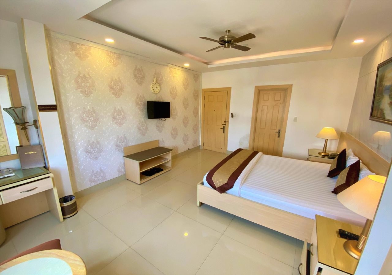 Tulip Hotel 2