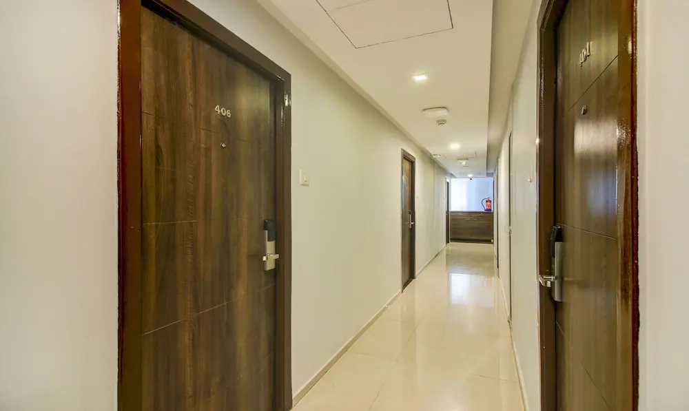 Foto - Hotel Aura - Near Malad Link Road