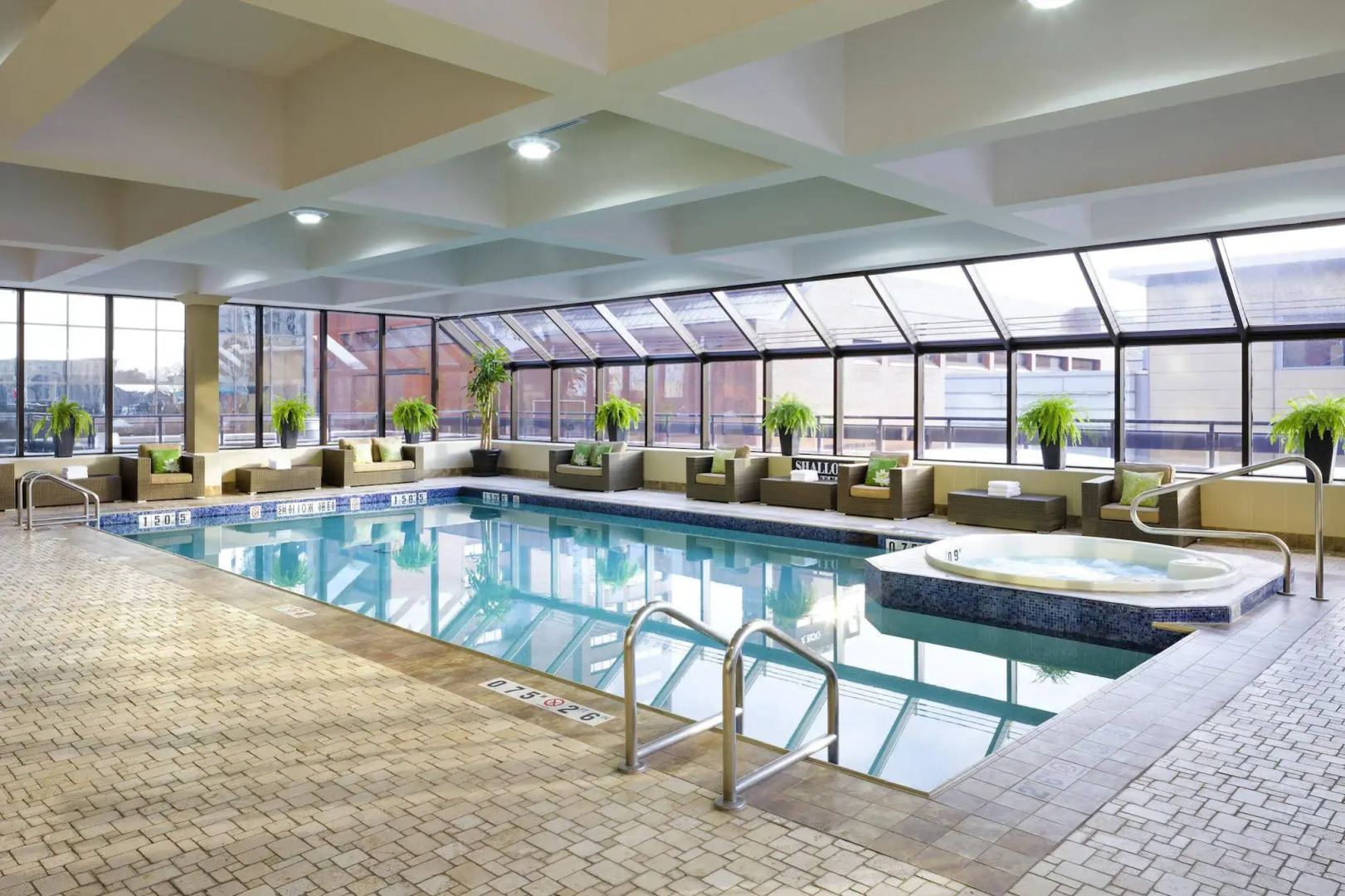 Photo - Sheraton Hamilton Hotel