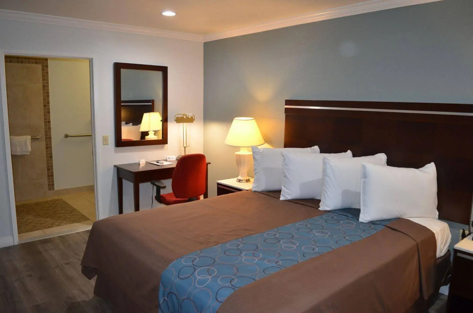 Foto - Welcome Inn Corona