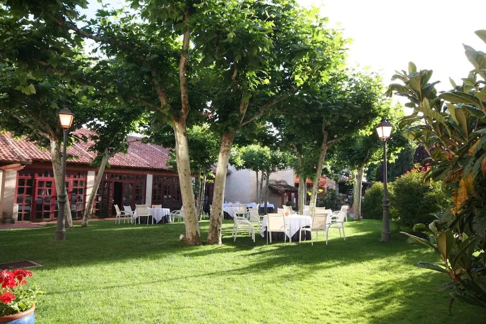 Photo - Hotel El Rancho