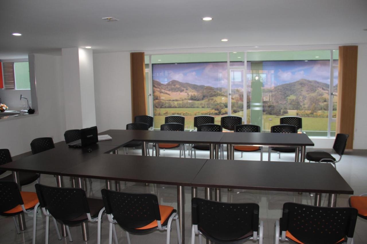 Photo - Hotel Castellana 100