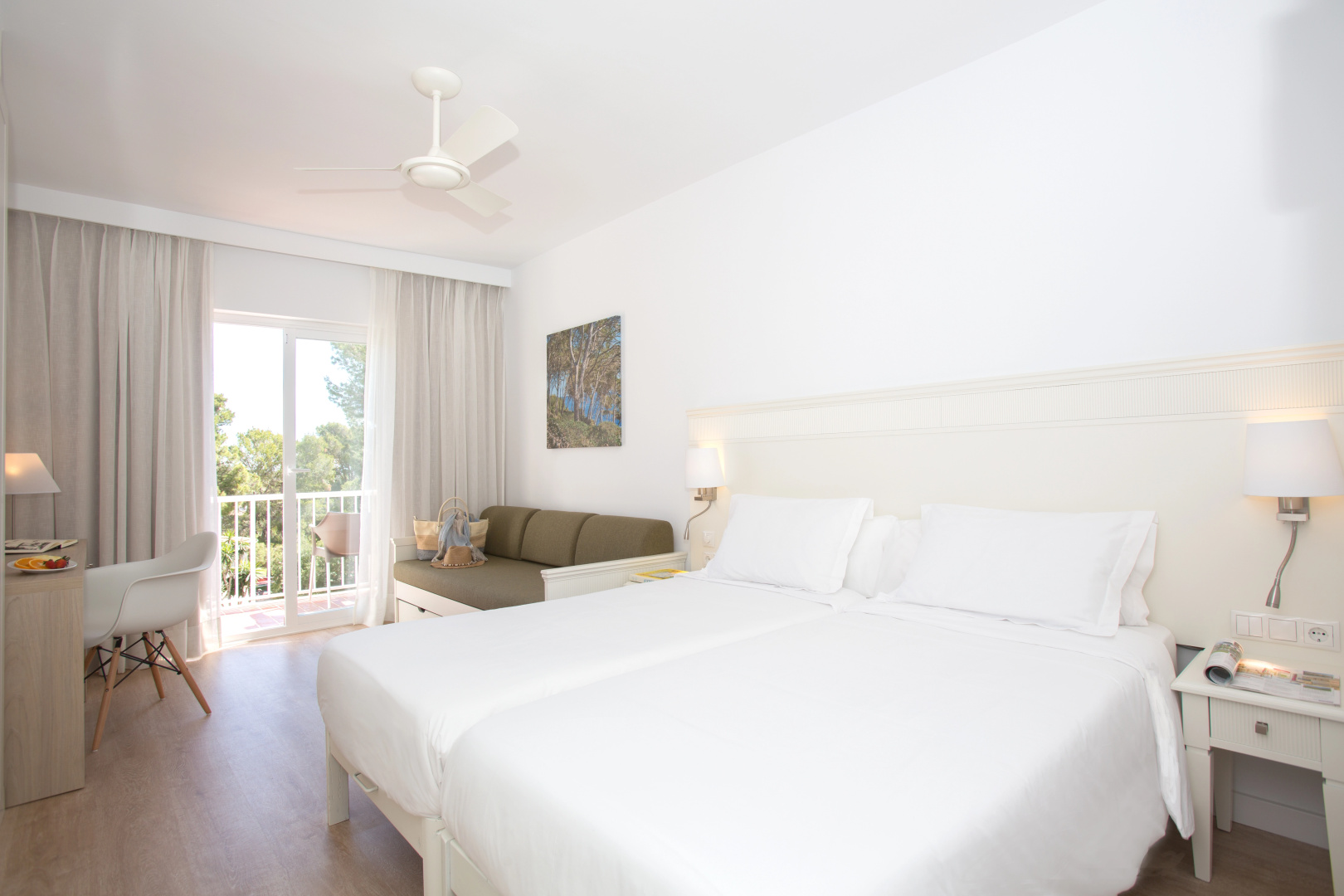 Photo - Hotel Castell dels Hams