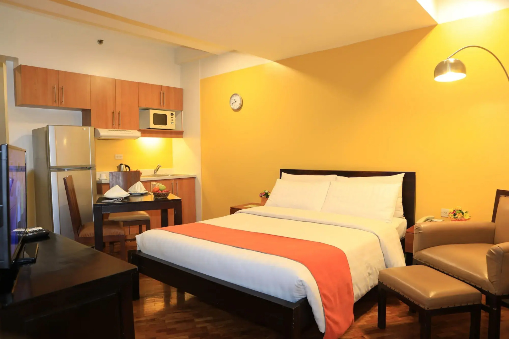 Photo - The Malayan Plaza Hotel