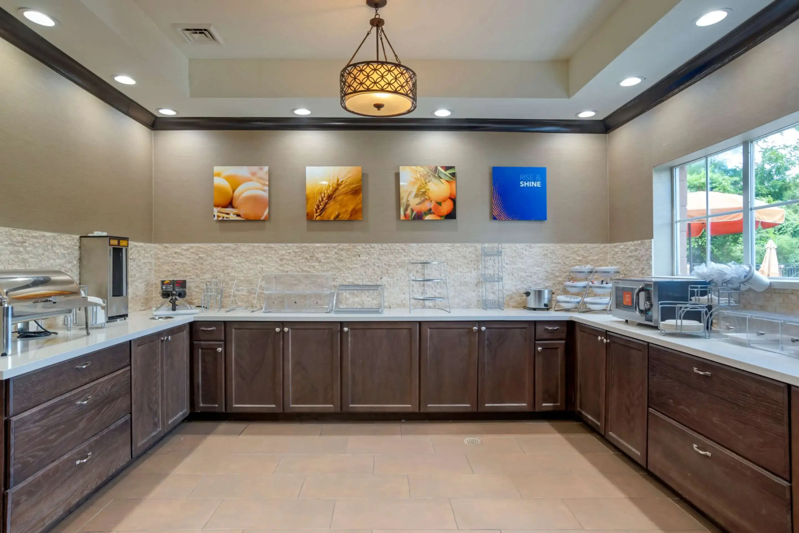 Photo - Comfort Suites Alexandria North