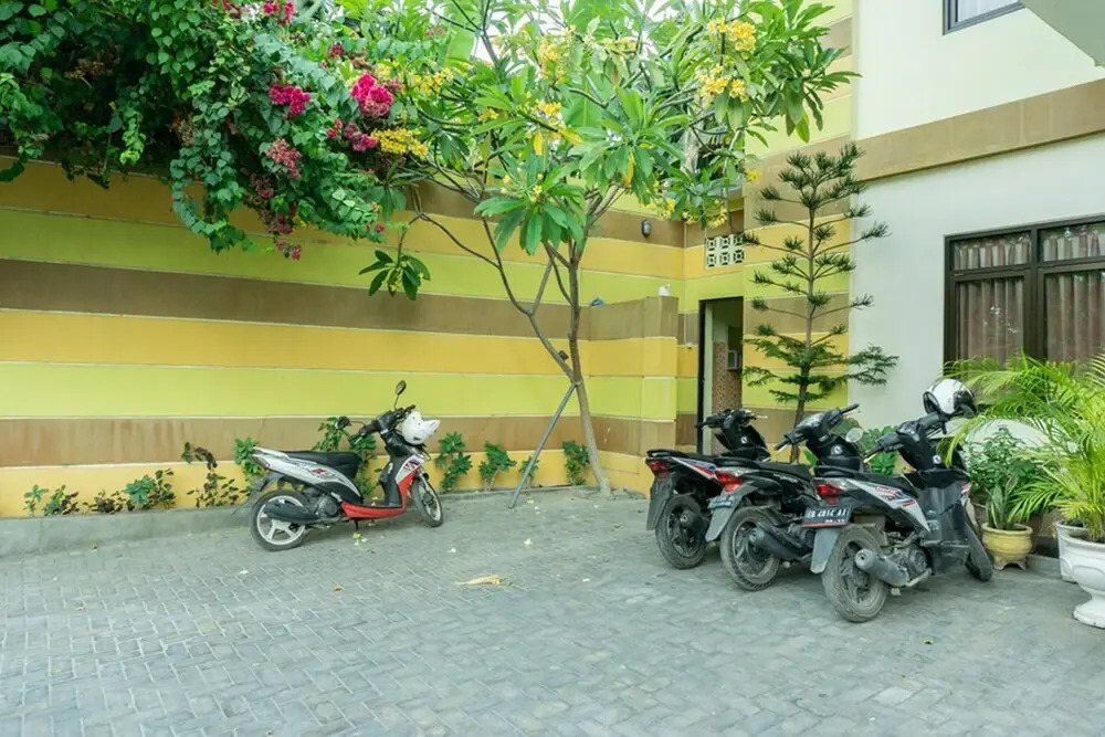 Foto - RedDoorz @ Gatot Subroto Ende