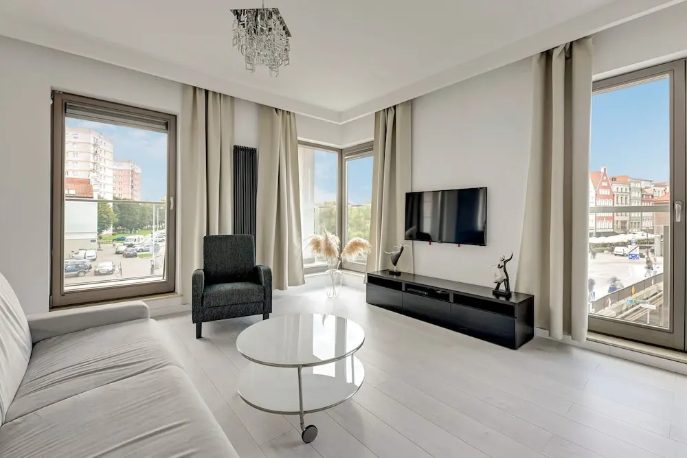 Photo - Waterlane Riverside - SPA, Pool, Gym & Parking by Downtown Apartments