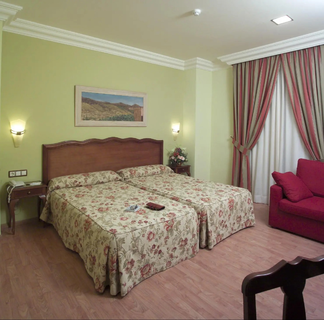 Photo - Hotel Reina Cristina