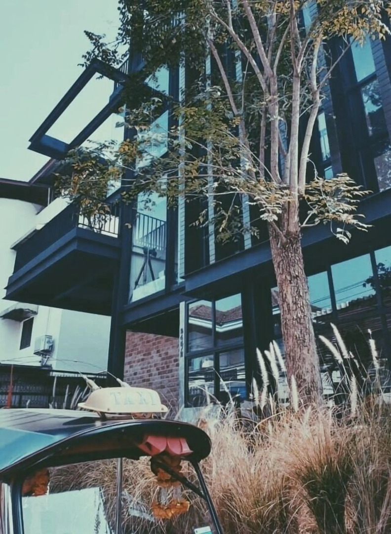 Foto - The LOCAL Ari