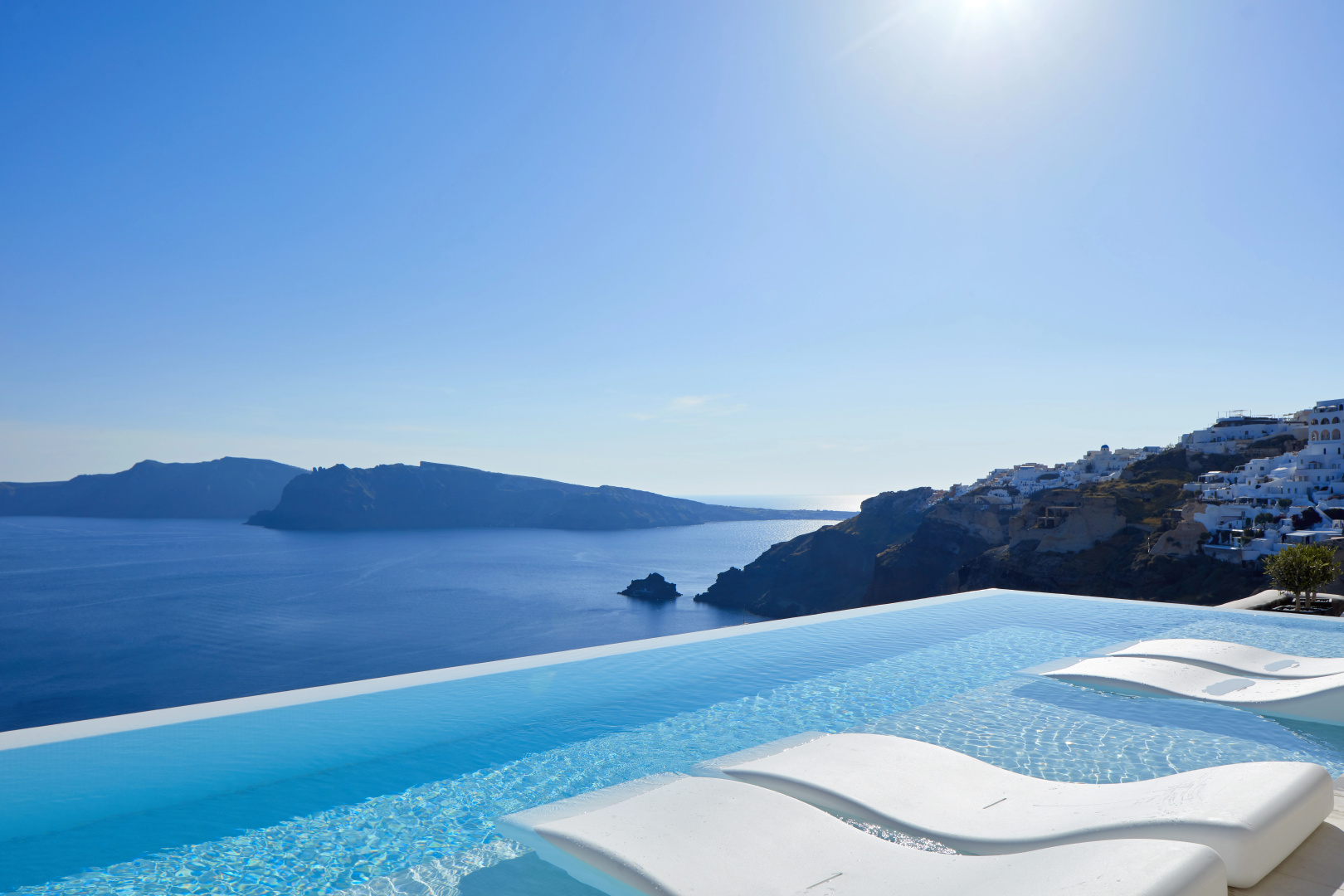 Photo - Canaves Oia Suites - Small Luxury Hotels of the World
