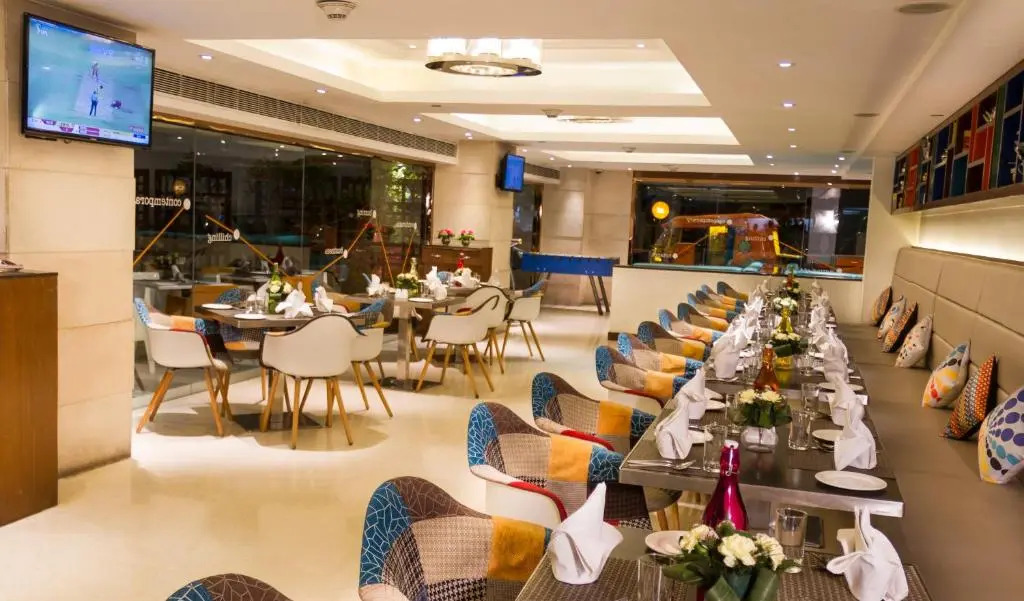 Foto - Zone By The Park , Bani Park Jaipur