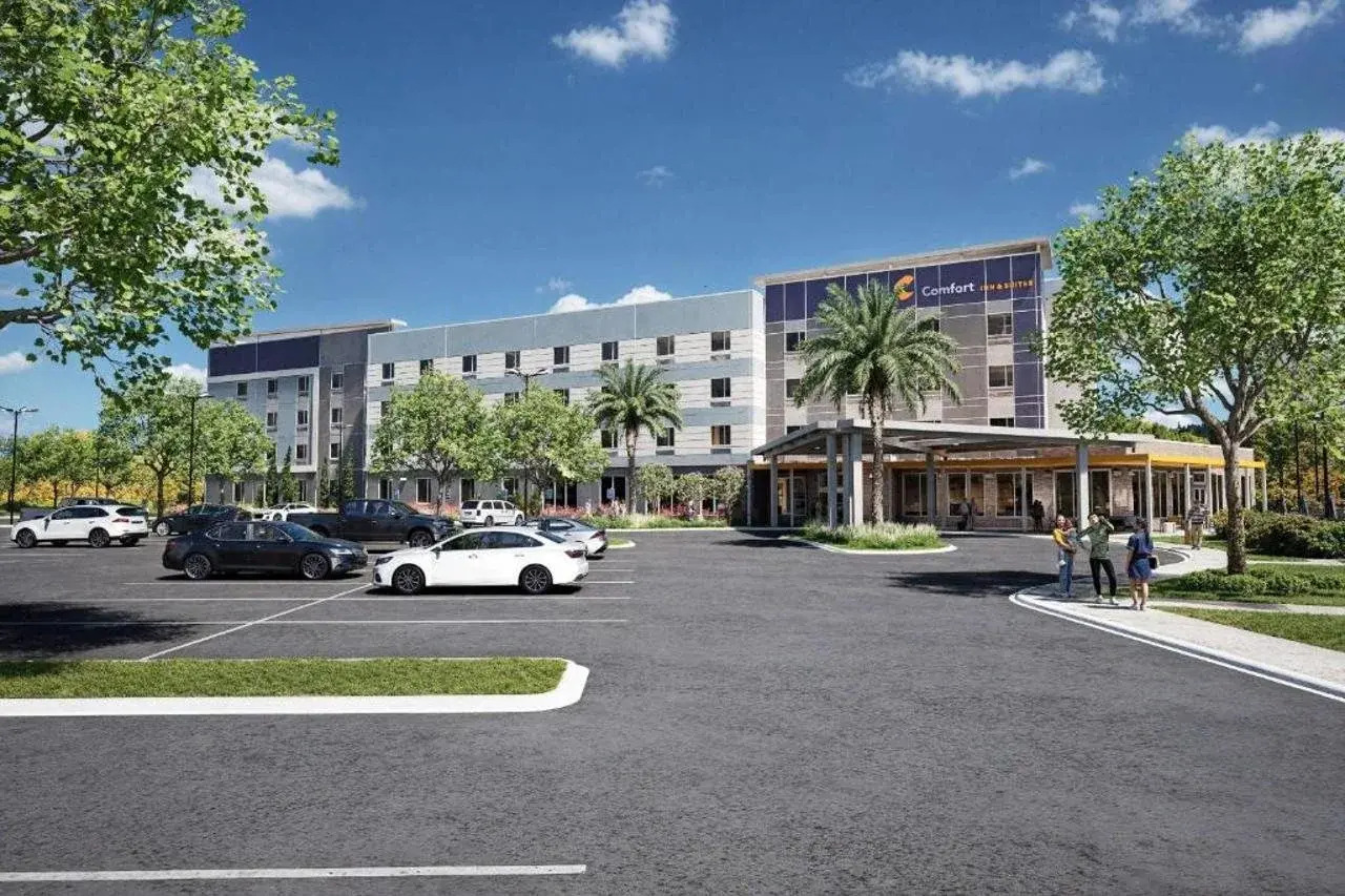 Photo - Comfort Inn & Suites Orlando Sanford Airport