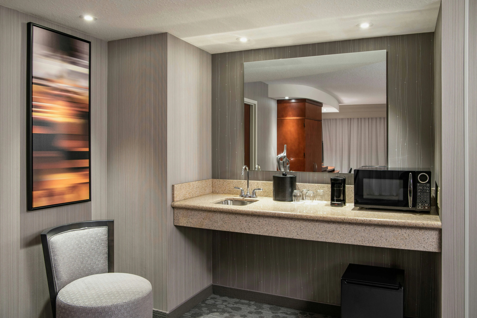 Photo - Courtyard by Marriott Edmonton West