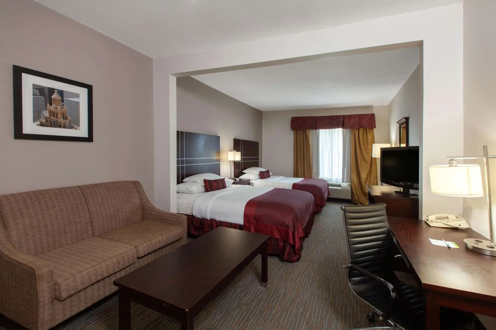 Photo - Wingate By Wyndham Houston / Willowbrook