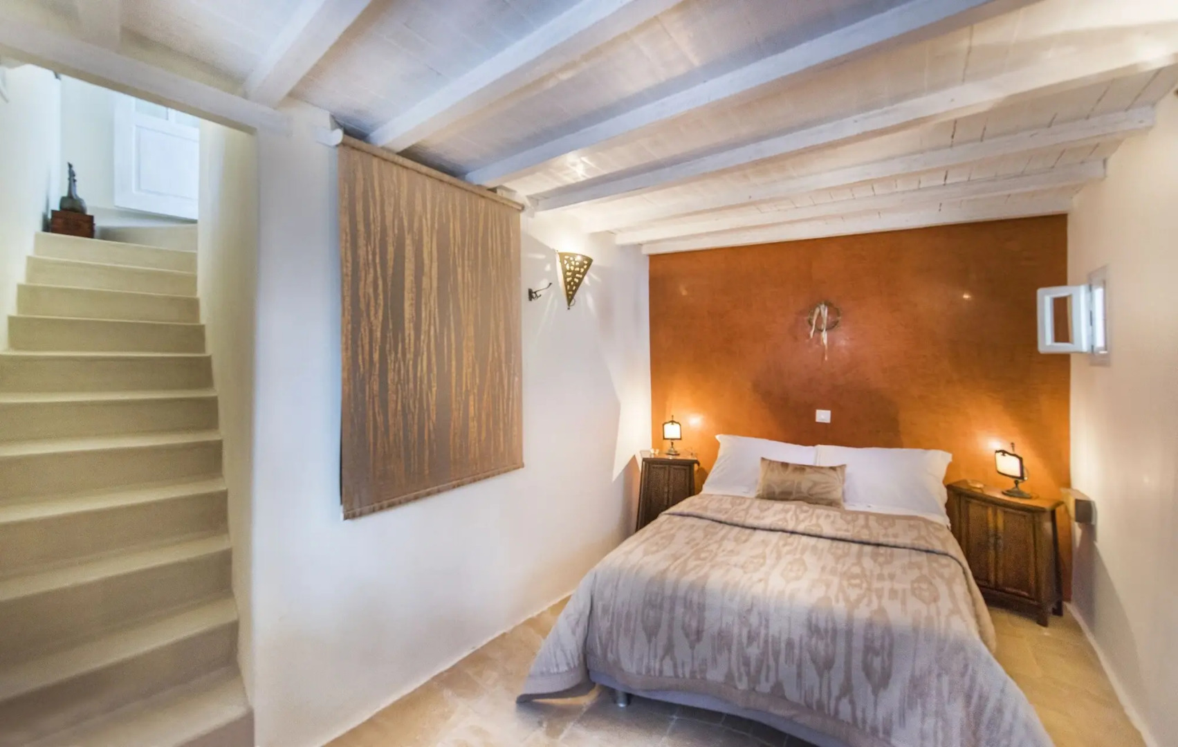 Photo - Heliophos Boutique Caves