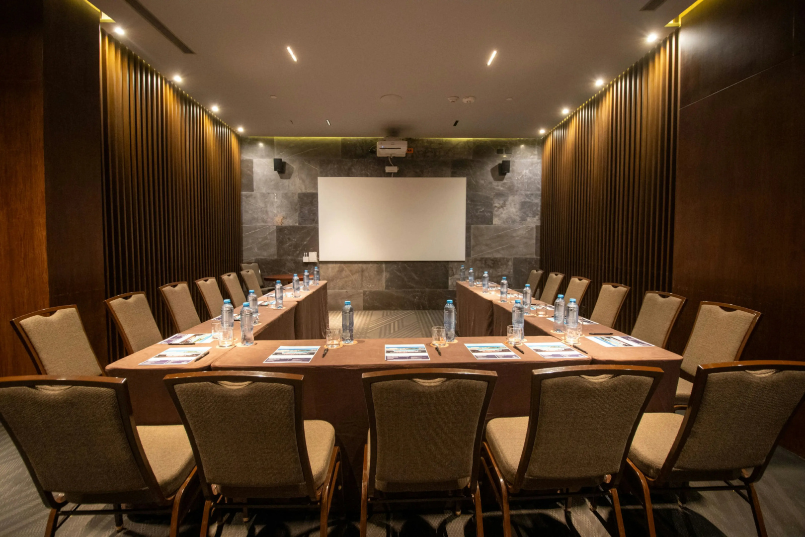 Foto - The Fives Downtown Hotel - Curio Collection by Hilton