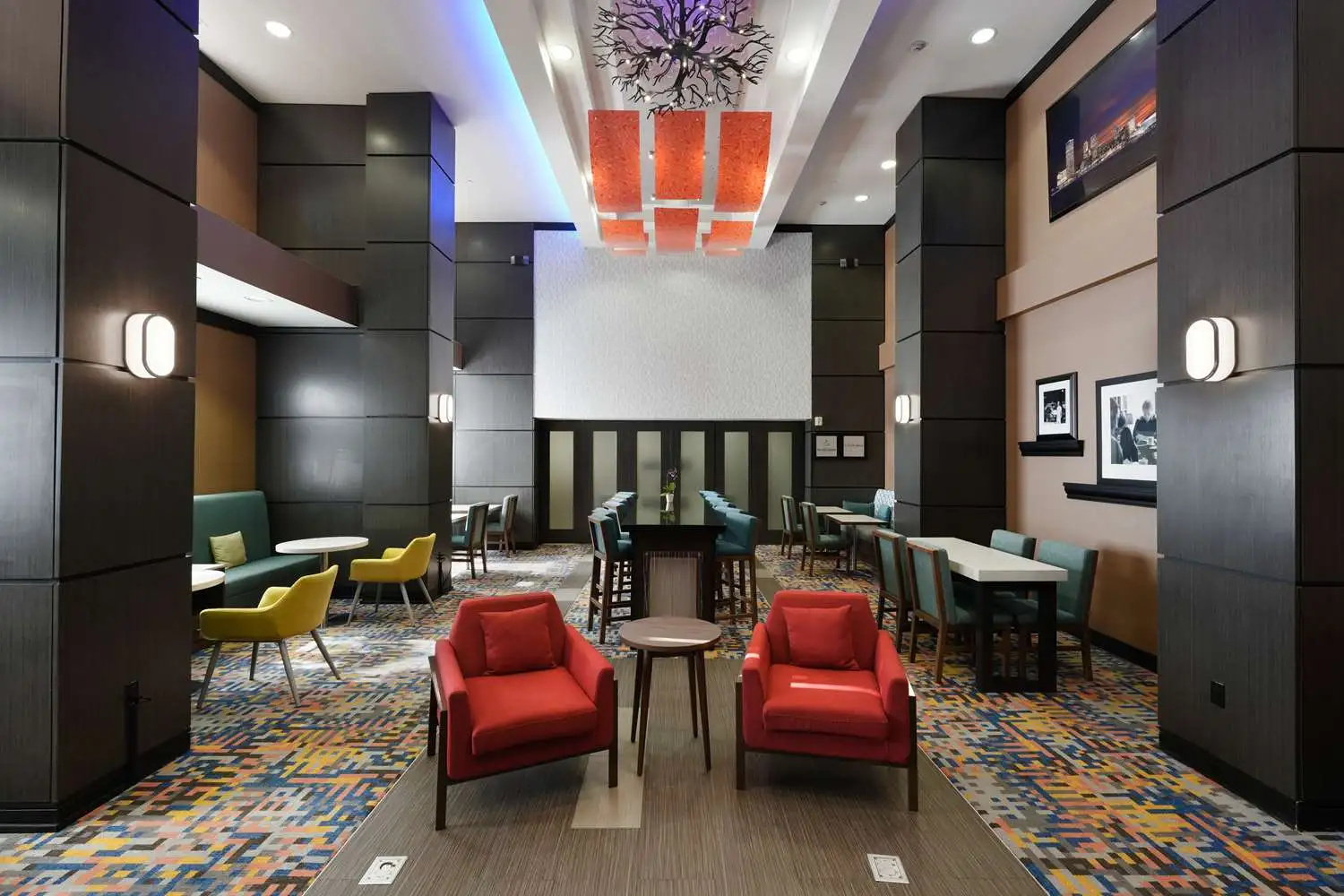 Photo - Hampton Inn & Suites Tulsa/Central