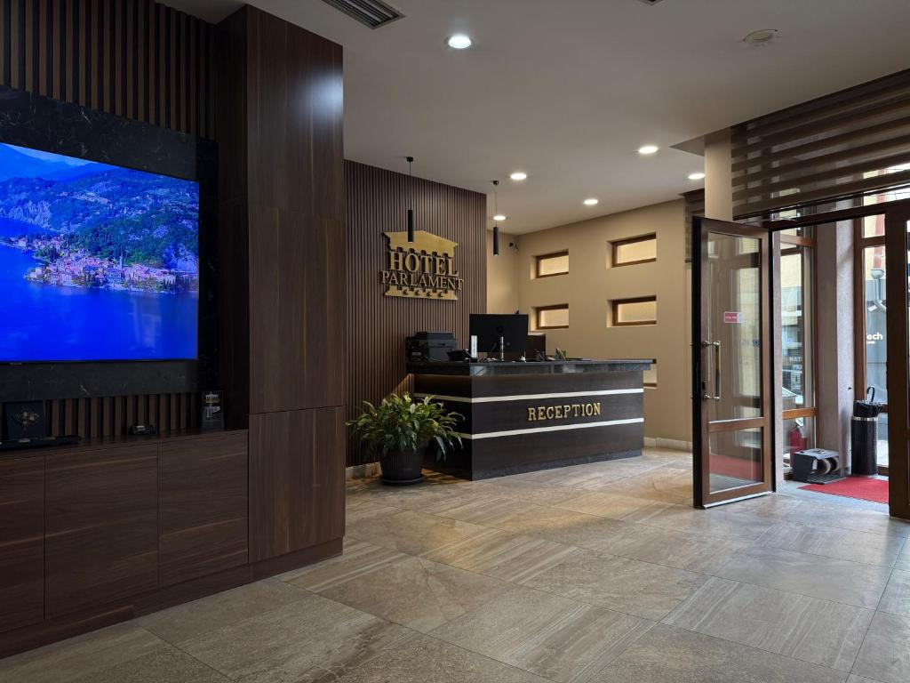 Photo - Parlament Hotel