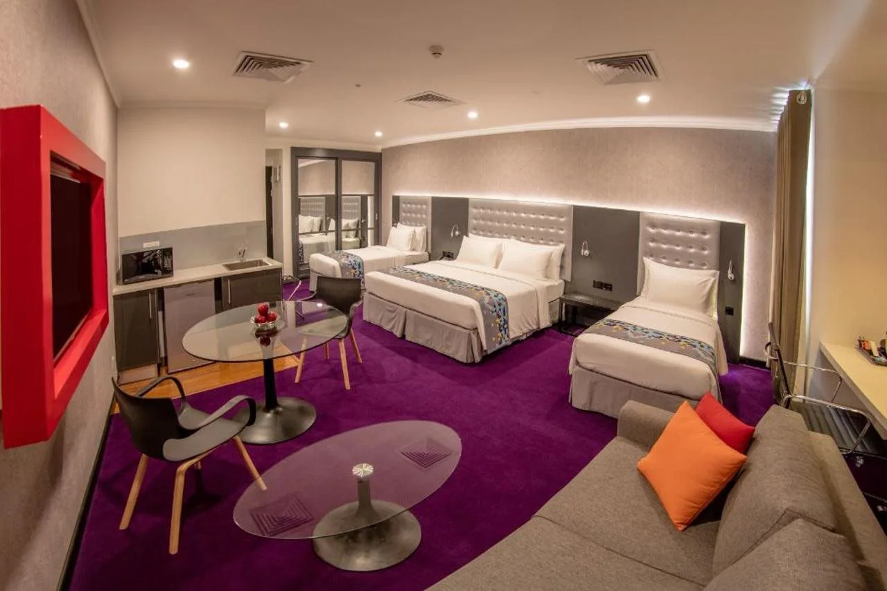 Photo - Fairway Colombo - Sri Lanka's First Hotel With Robot Technology