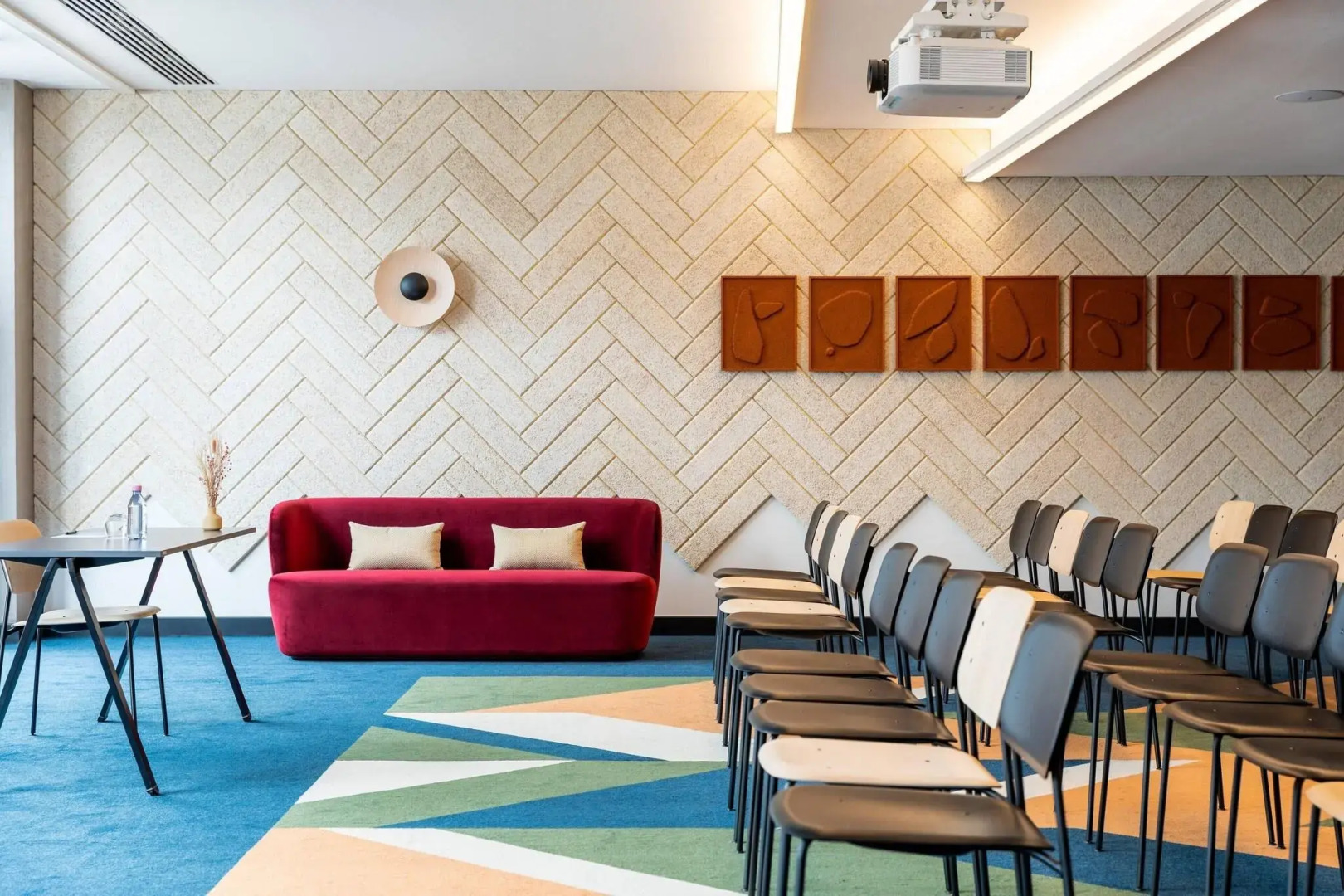 Photo - Renaissance Bordeaux Hotel