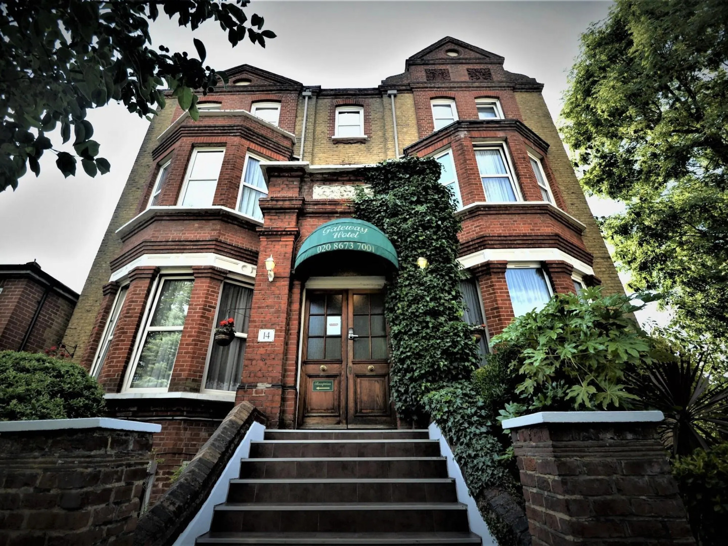 Photo - The Gateway Hotel