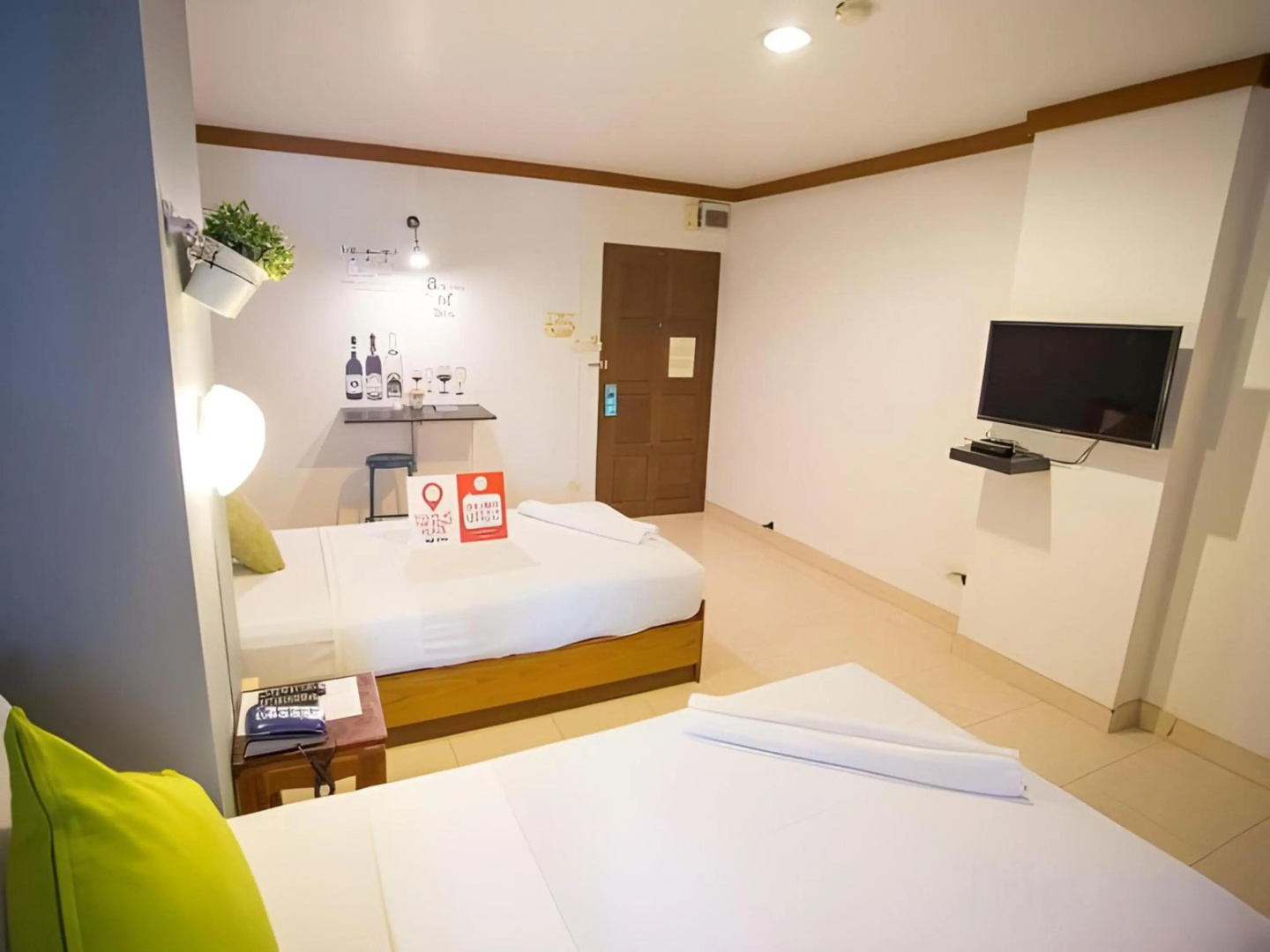 Photo - Collection O Howard Square Boutique Hotel