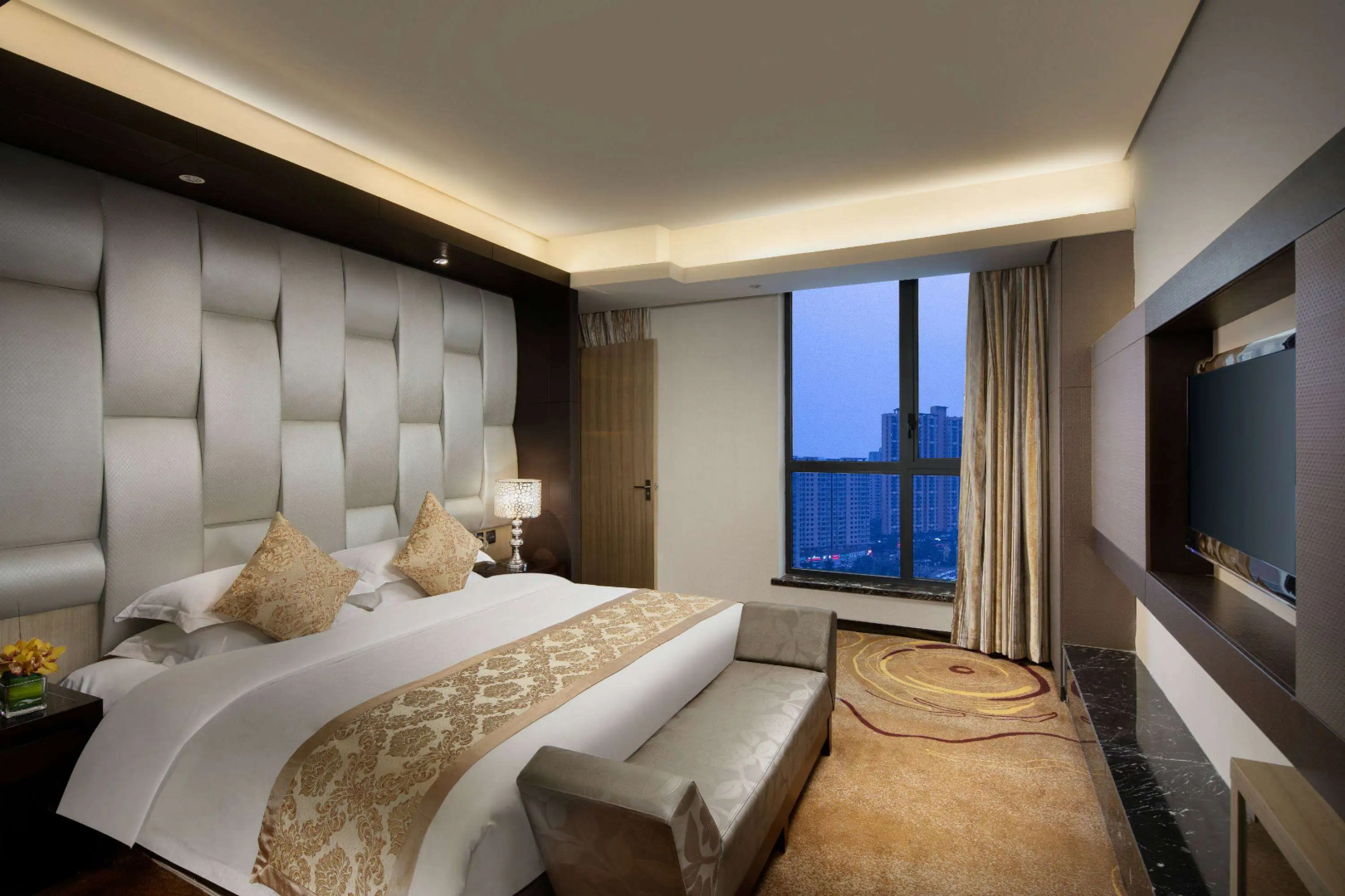 Ramada by Wyndham Xi'an Long march