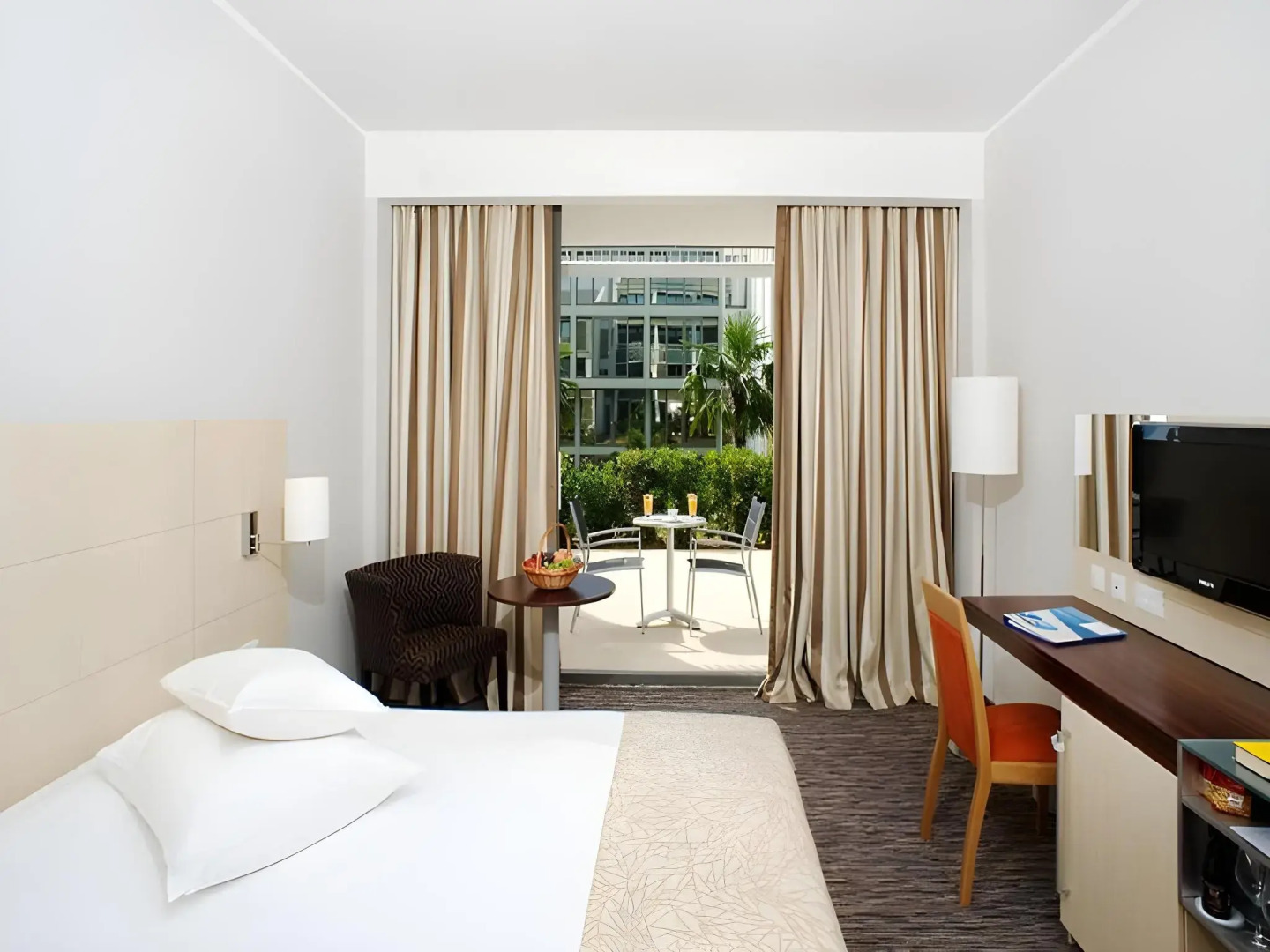 Photo - Valamar Lacroma Hotel