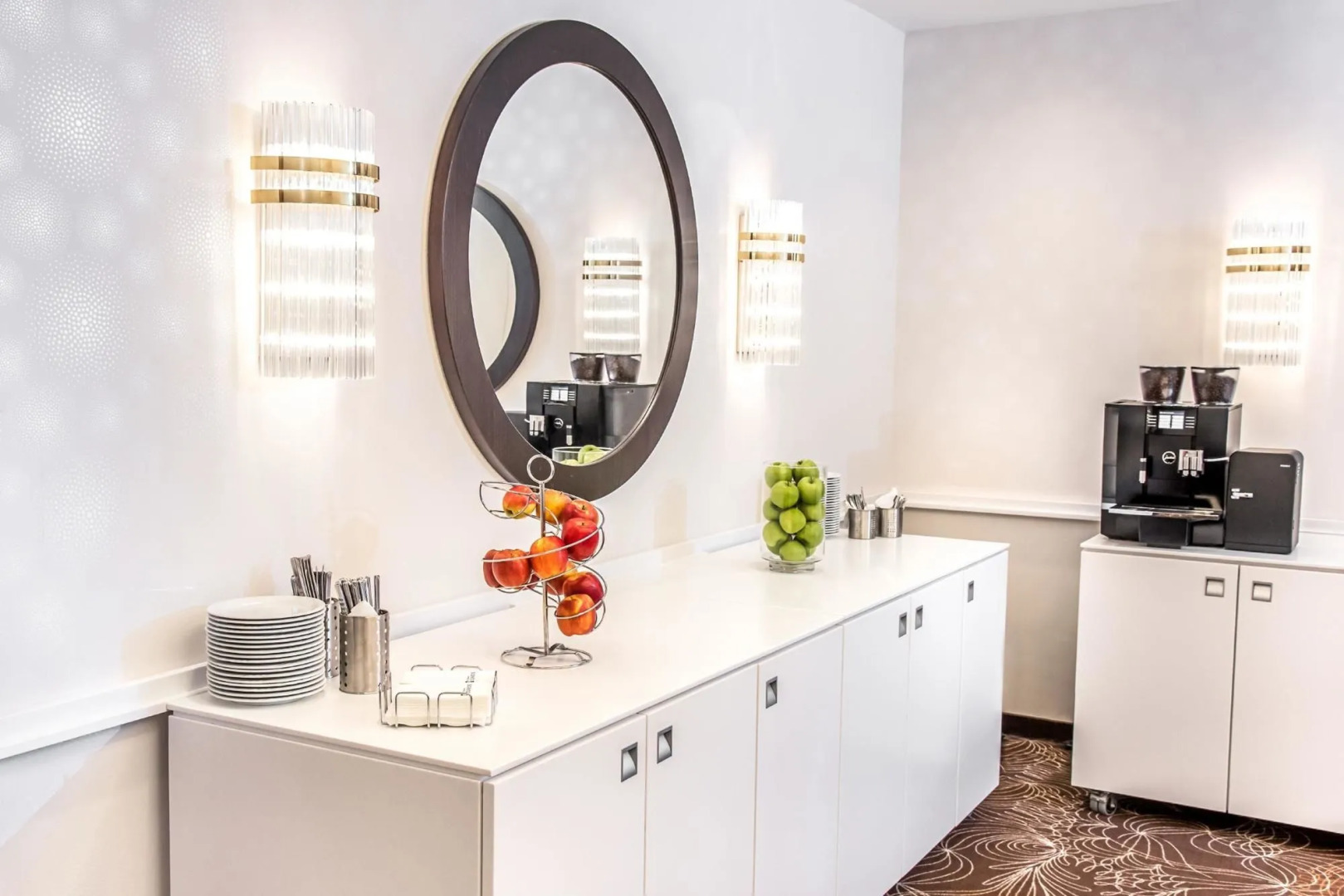 Photo - Best Western Plus Delta Park Hotel