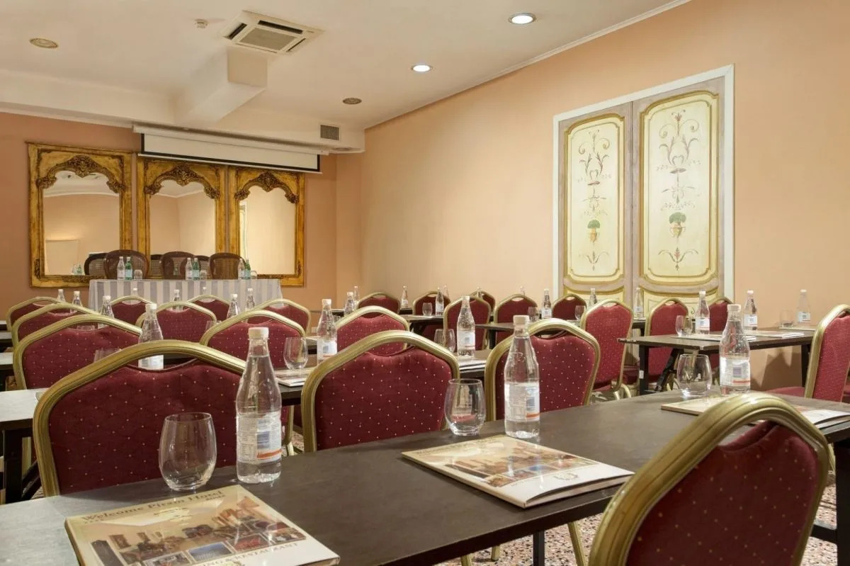 Foto - Golden Tulip Rome Piram