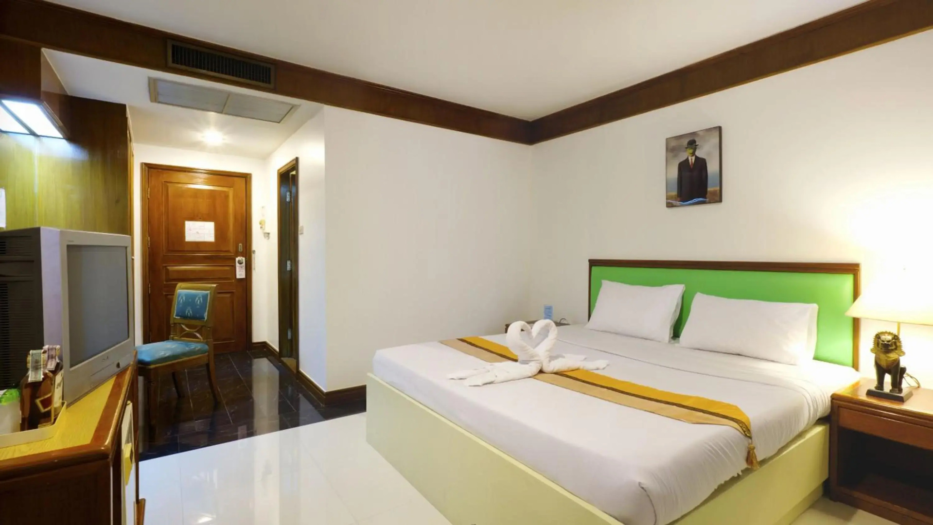 Photo - Silom Avenue Inn
