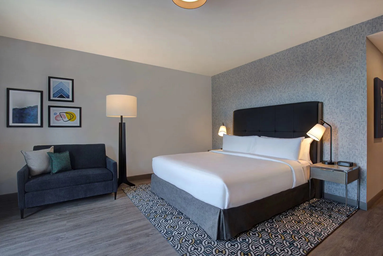 Photo - Homewood Suites By Hilton Montreal Downtown
