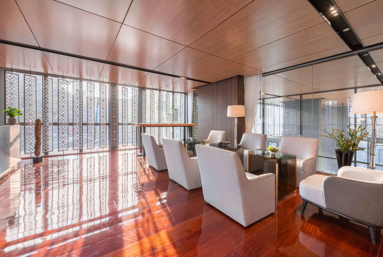 Photo - Ramada By Wyndham Bangkok Sukhumvit 87