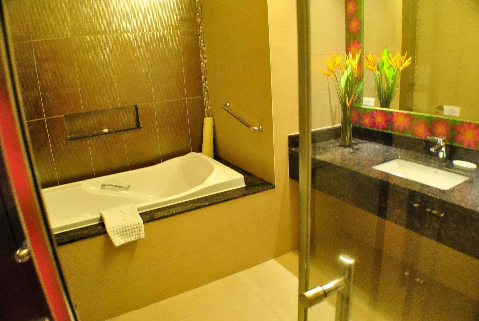 Photo - Hotel Elizabeth Cebu