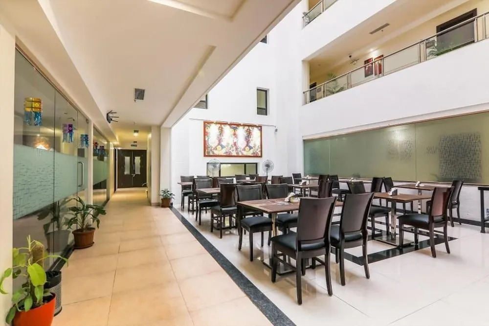 Photo - Magnus Square Business Hotel, Viman Nagar Pune