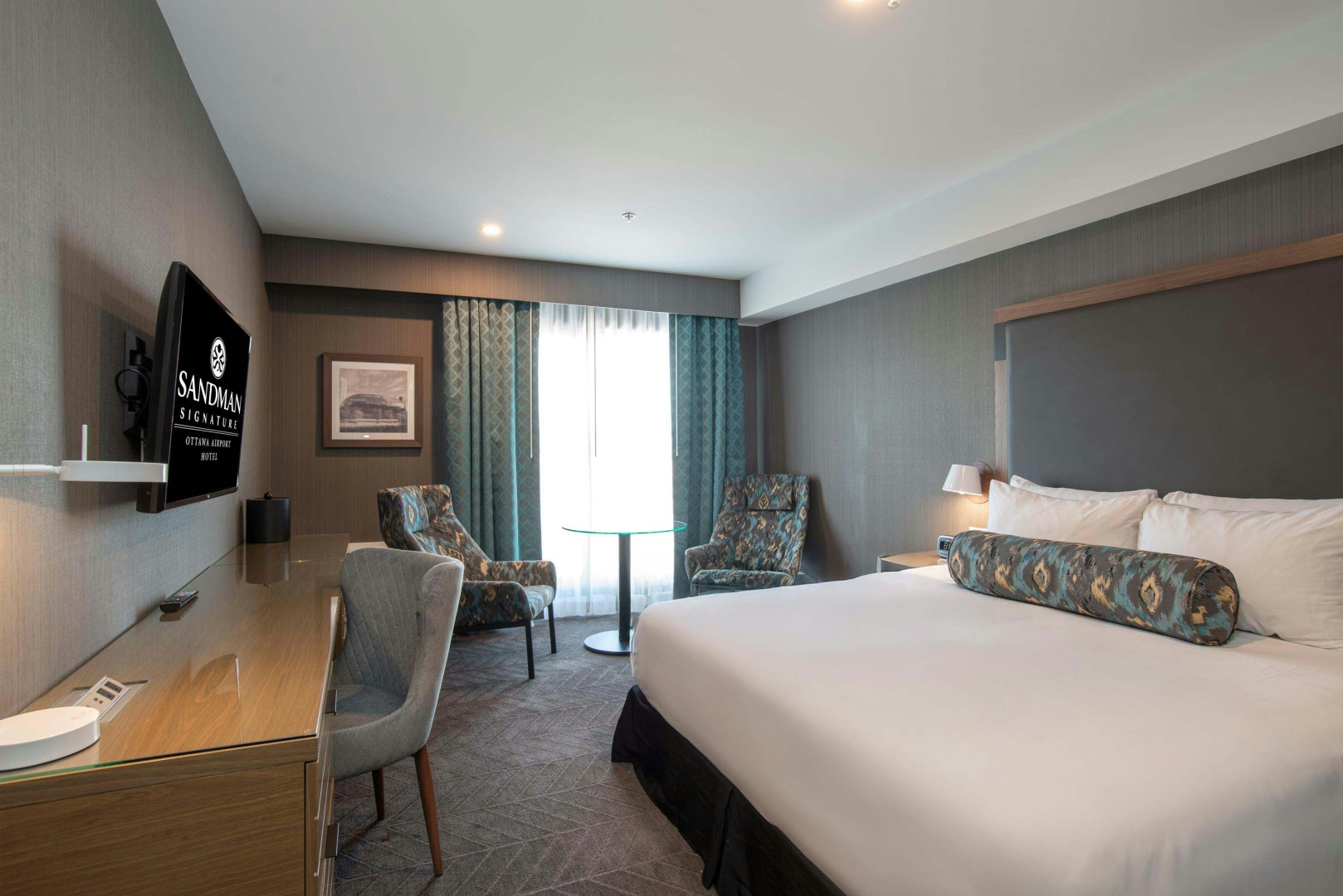 Photo - Sandman Signature Ottawa Airport Hotel