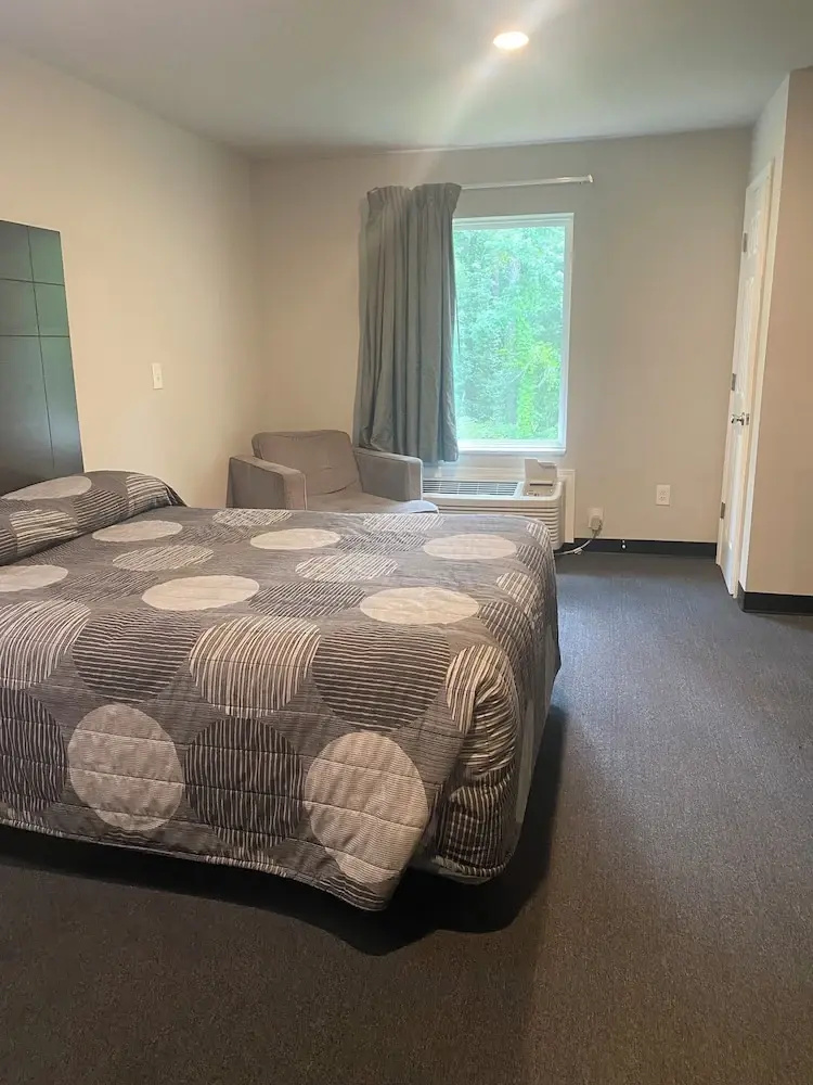 Photo - WoodSpring Suites Atlanta Airport