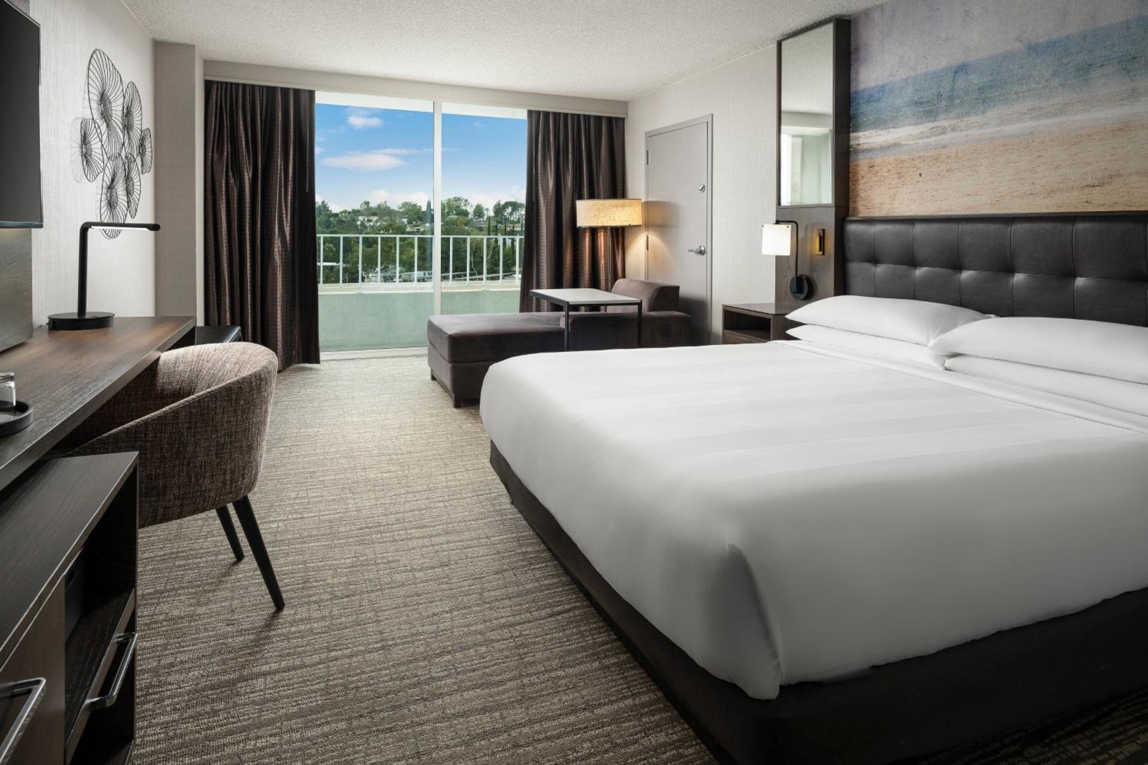 Photo - Warner Center Marriott Woodland Hills