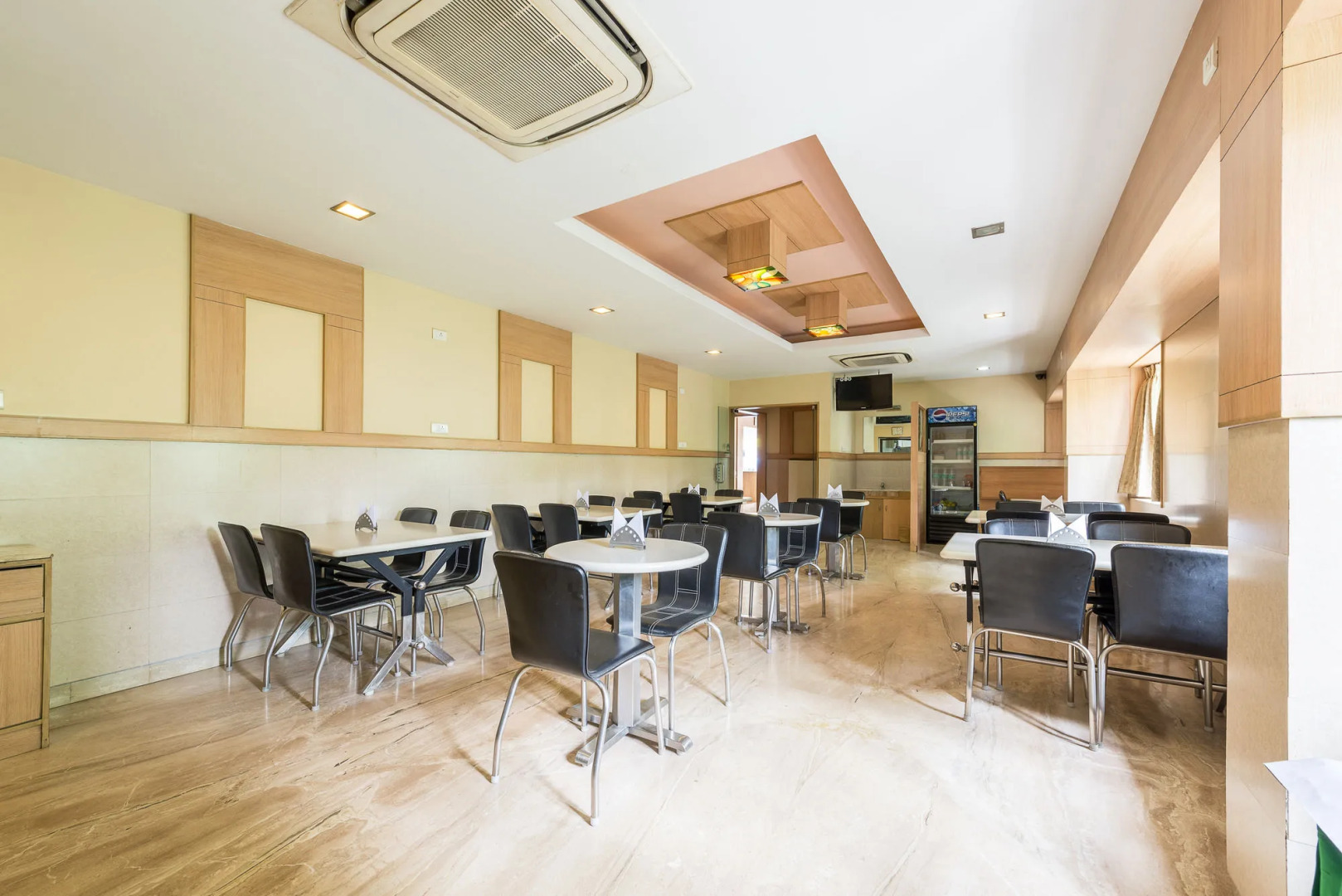 Photo - Treebo ESS Grande