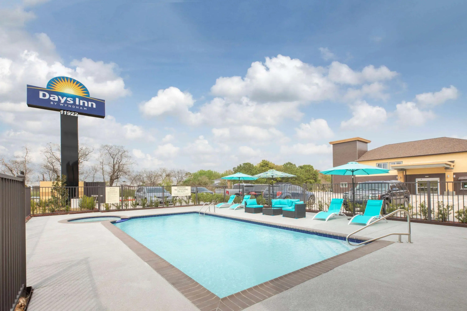 Photo - Days Inn & Suites by Wyndham La Porte