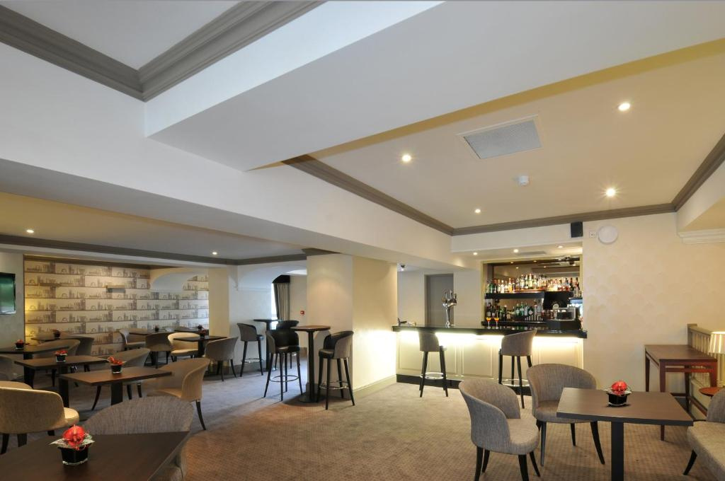 Foto - Bromley Court Hotel London