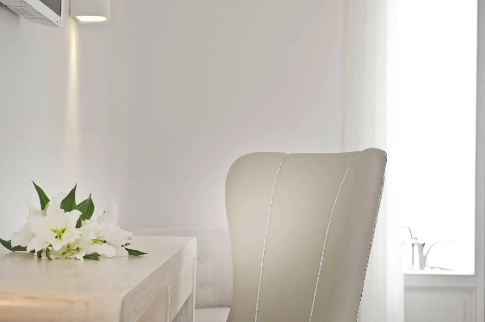 Photo - Santorini Palace