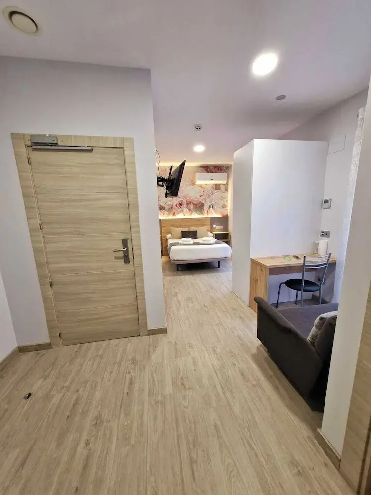 Photo - Feeling Home - Suites&Rooms