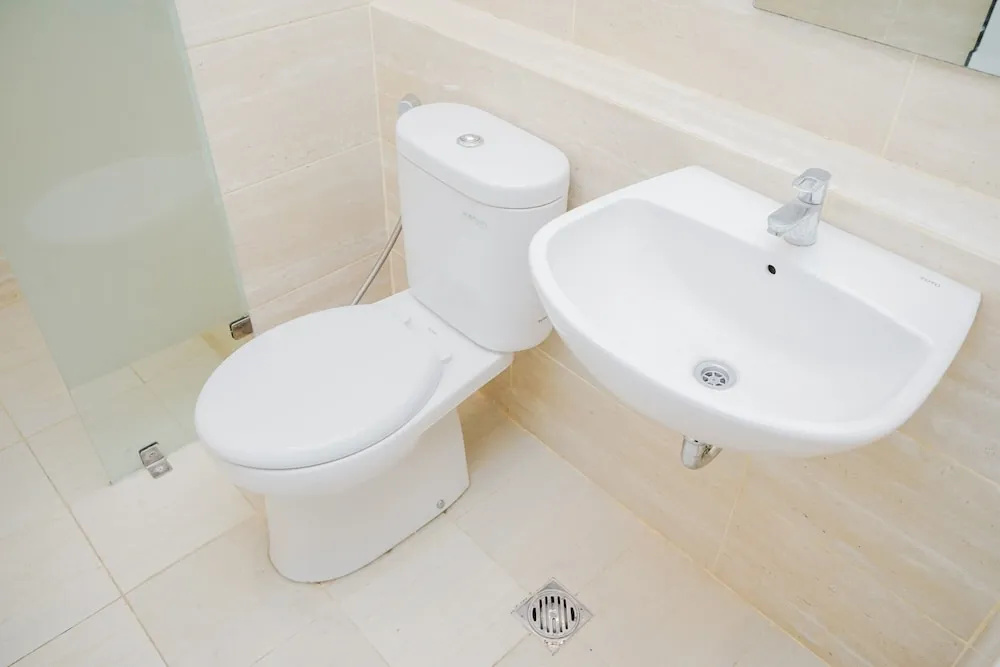 Comfort and Minimalist 2BR Apartment Springwood Residence